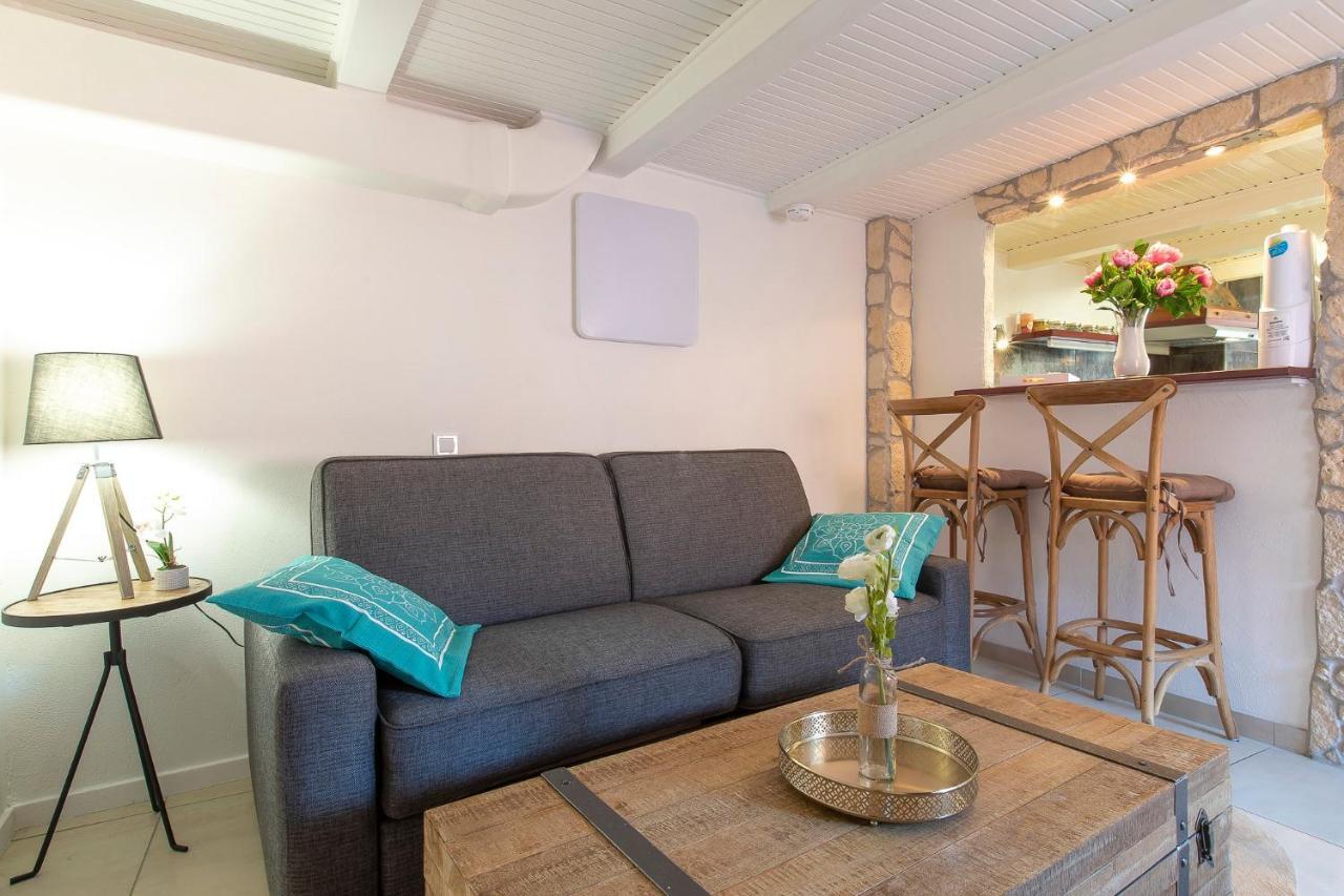 ANNECY Sainte Claire vieille ville 38m2 Terrasse proche gare et lac 4 pers 3 étoiles Extérieur photo