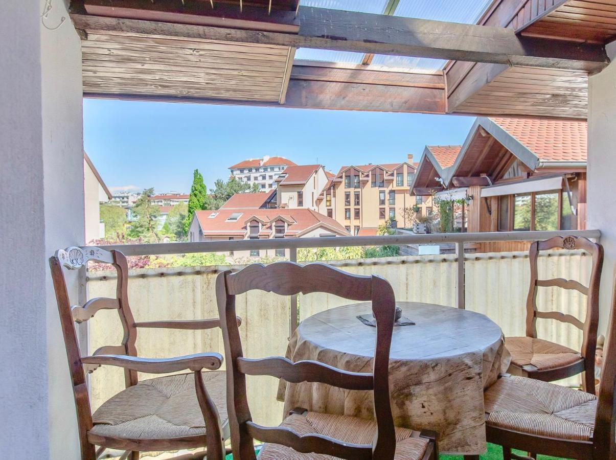 ANNECY Sainte Claire vieille ville 38m2 Terrasse proche gare et lac 4 pers 3 étoiles Extérieur photo
